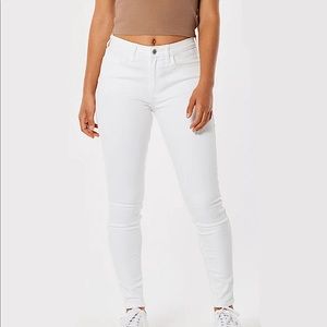 White Hollister High-Rise Jean Legging Size 5 Regular